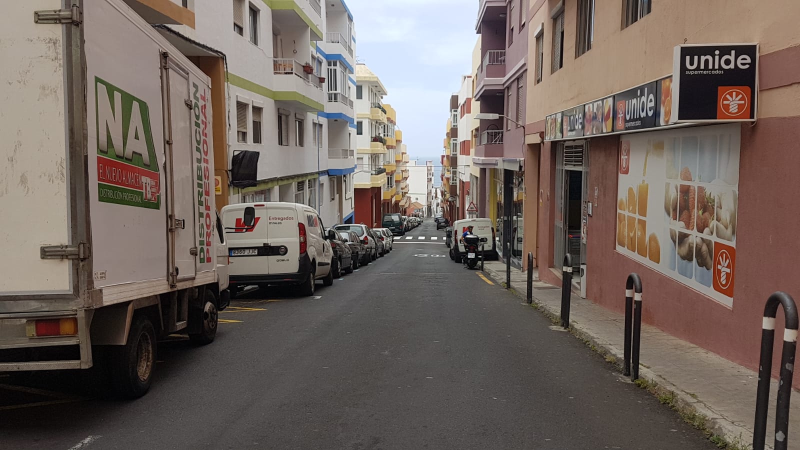 Obras de renovación de la red de abastecimiento de aguas de la Calle Cruz Roja