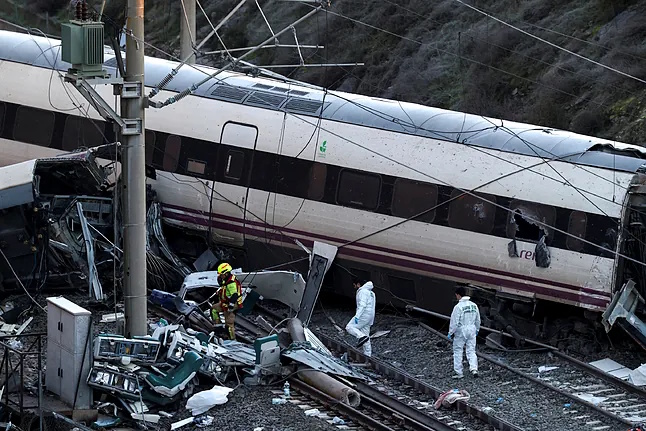 El Gobierno de Canarias pone a disposición sus recursos para apoyar la gestión de la emergencia tras el accidente ferroviario de Córdoba