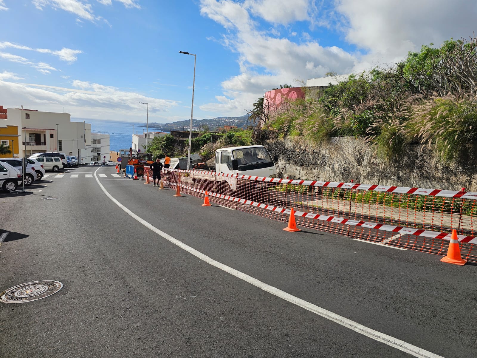 El Ayuntamiento de Santa Cruz de La Palma inicia las obras de una nueva bolsa de aparcamientos para mejorar la movilidad en el barrio de Santiago