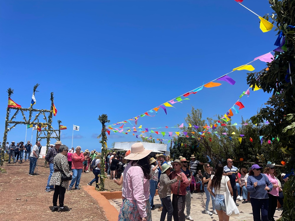 Garafía recibe el mes de mayo con la fiesta de la Cruz de la Centinela
