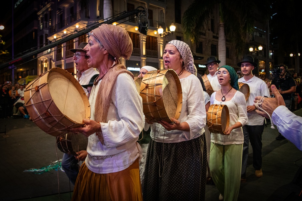 Santa Cruz de La Palma acogerá el espectáculo «Voces de la Tradición» para anunciar el Día de Canarias