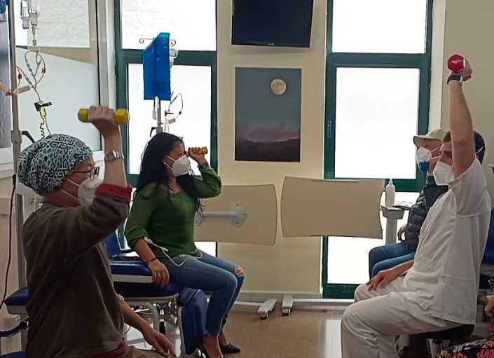 Sanidad incorpora un fisioterapeuta al Hospital de Día Oncohematológico de La Palma