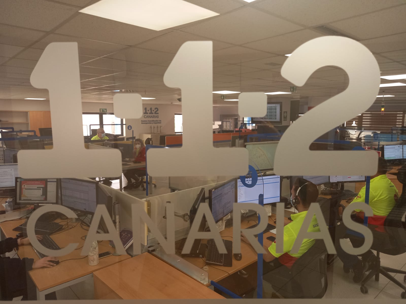 3 Logo 1-1-2 desde la pecera LPA.jpg