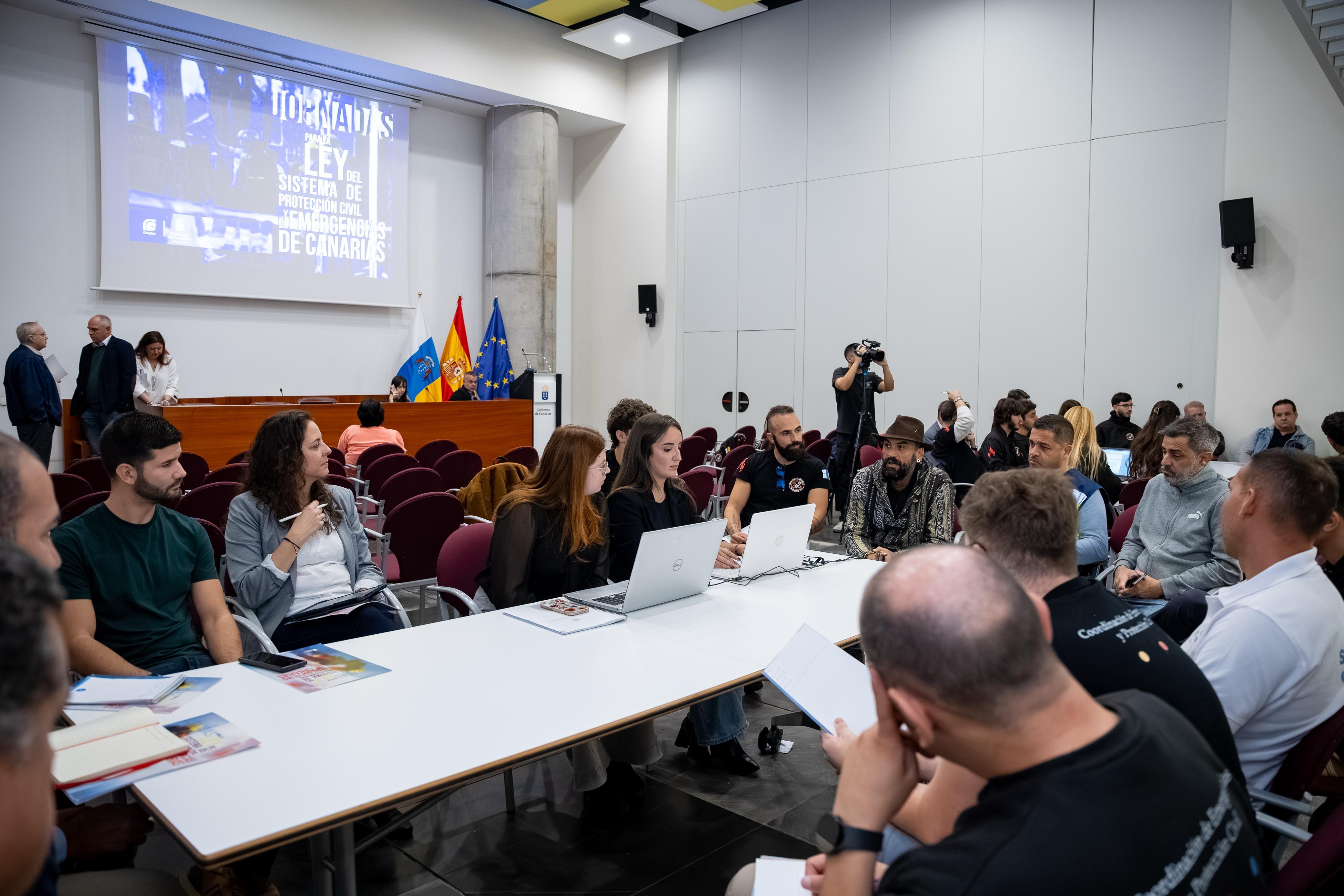 Jornadas Ley Protección Civil agentes sociales 1.jpg